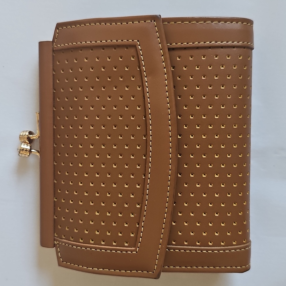 Dooney & Bourke Small Cabrio Leather Kisslock Wallet, Tan